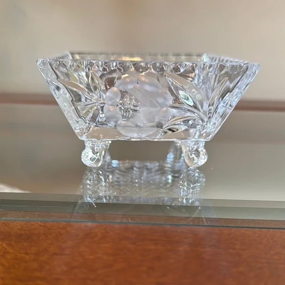 Vintage Lead Crystal Square Candy/Nut Dish with Floral Etched Design - Picture 3 of 6